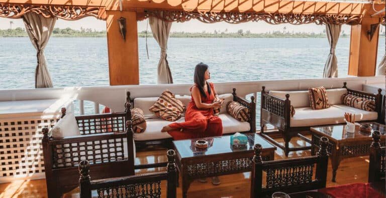 A-very-beautiful-picture-of-a-woman-from-Ali-Dahabiya.