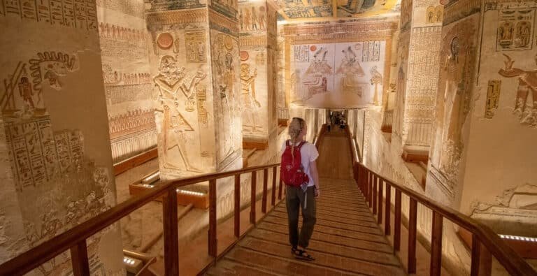 A-wonderful-photo-of-a-tourist-inside-the-Valley-of-the-Kings